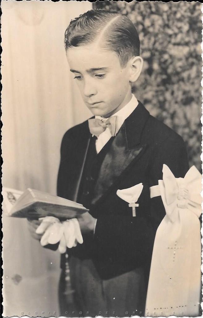 COMMUNION A BURDEAU EGLISE ST PIERRE ST PAUL 1958 06 15 DE SERGE MOLINA.jpg